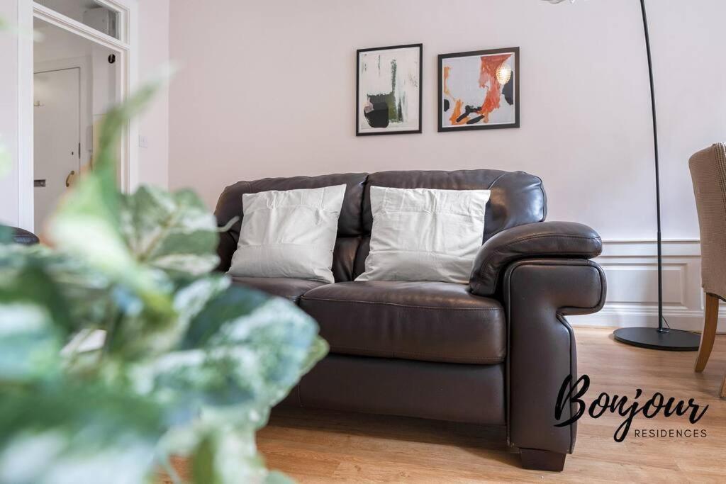 Monge Suite Old Town 2Br-1Ba, Near Royal Mile By Bonjour Residences Edinburgh Exterior photo
