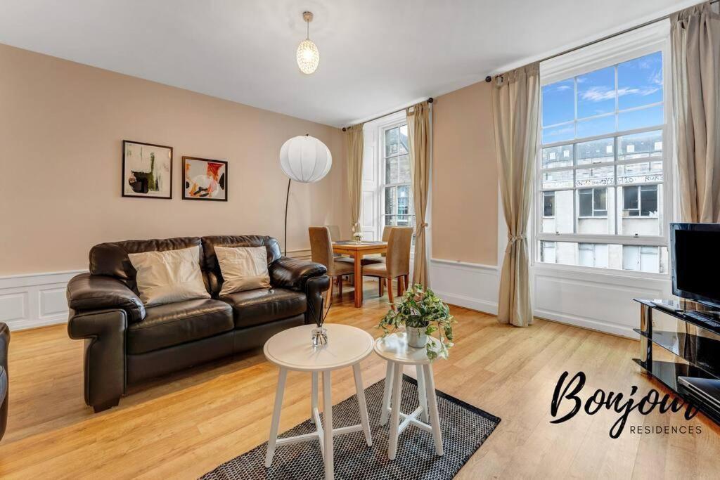 Monge Suite Old Town 2Br-1Ba, Near Royal Mile By Bonjour Residences Edinburgh Exterior photo